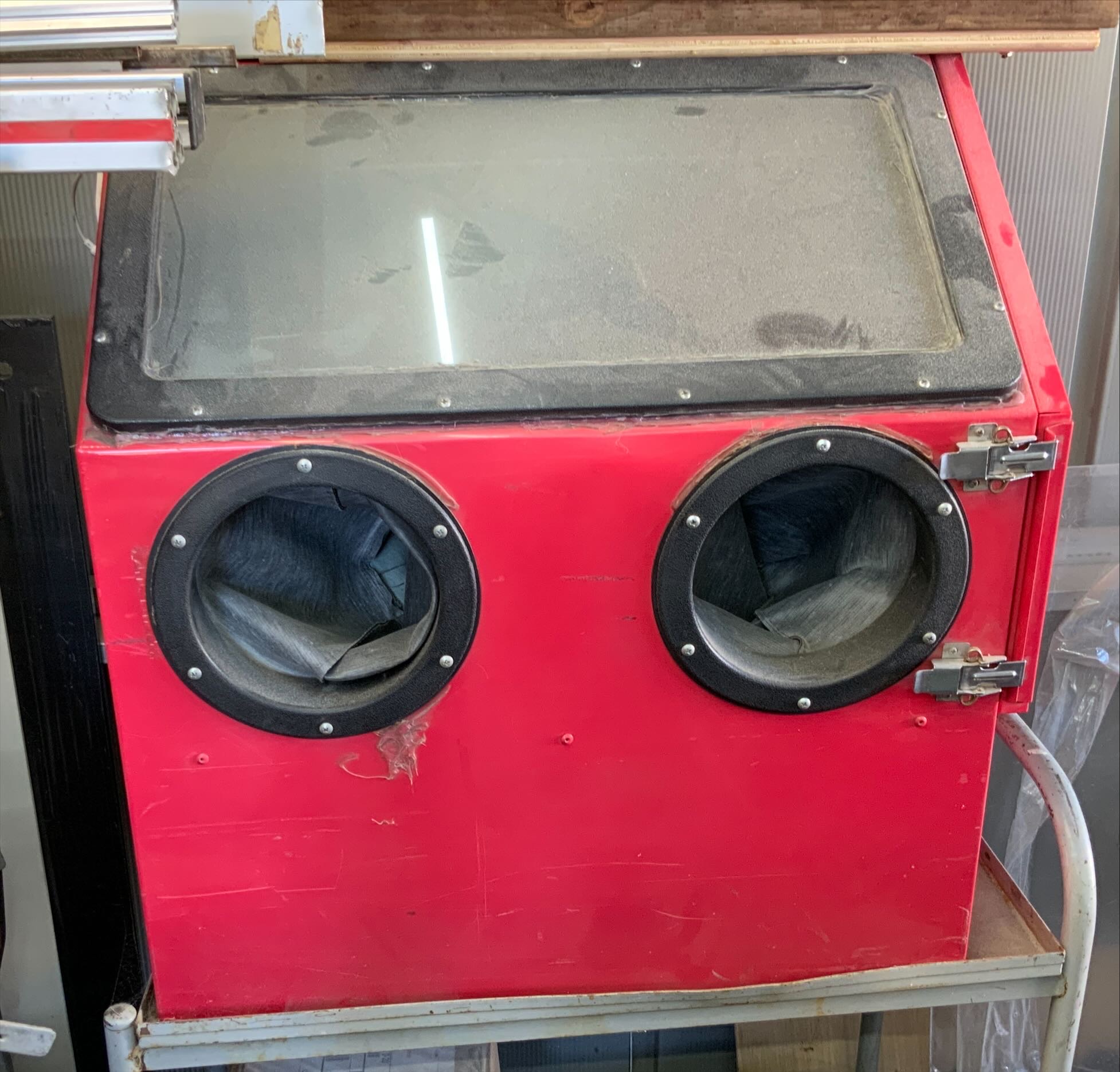 Bead Blasting Cabinet