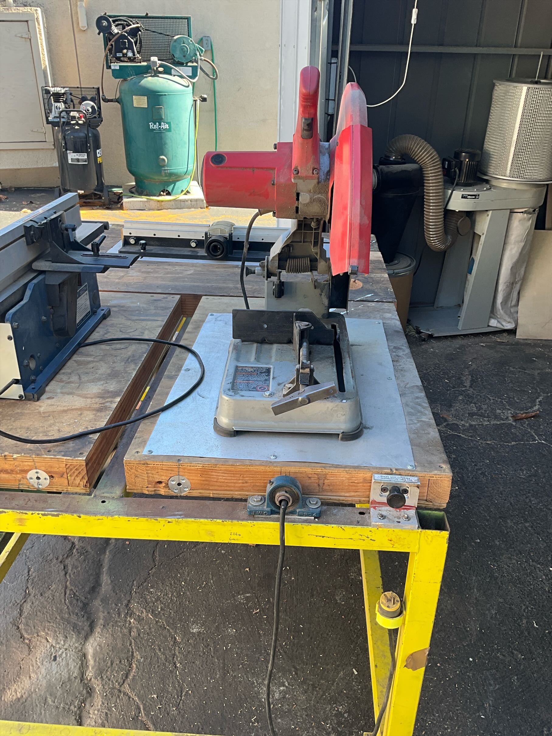 Metal Cutting Chop Saw